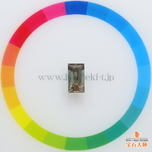 天然オレゴンサンストーン 1.57ct 【ラブラドライト】 美グリーン