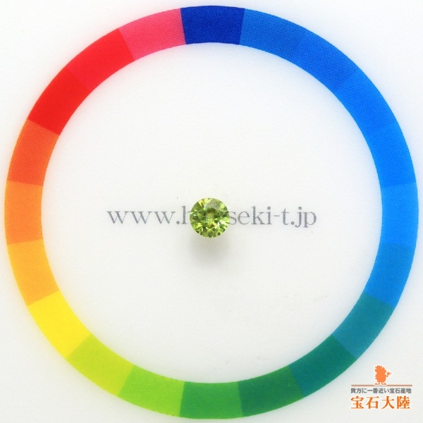 天然スフェーン 0.38ct 【イエロニッシュグリーン】 マダガスカル