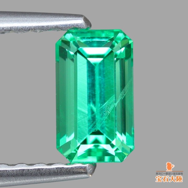 天然エメラルド 0.49ct 【美発色・ノンオイル】 ロシア GIA鑑別