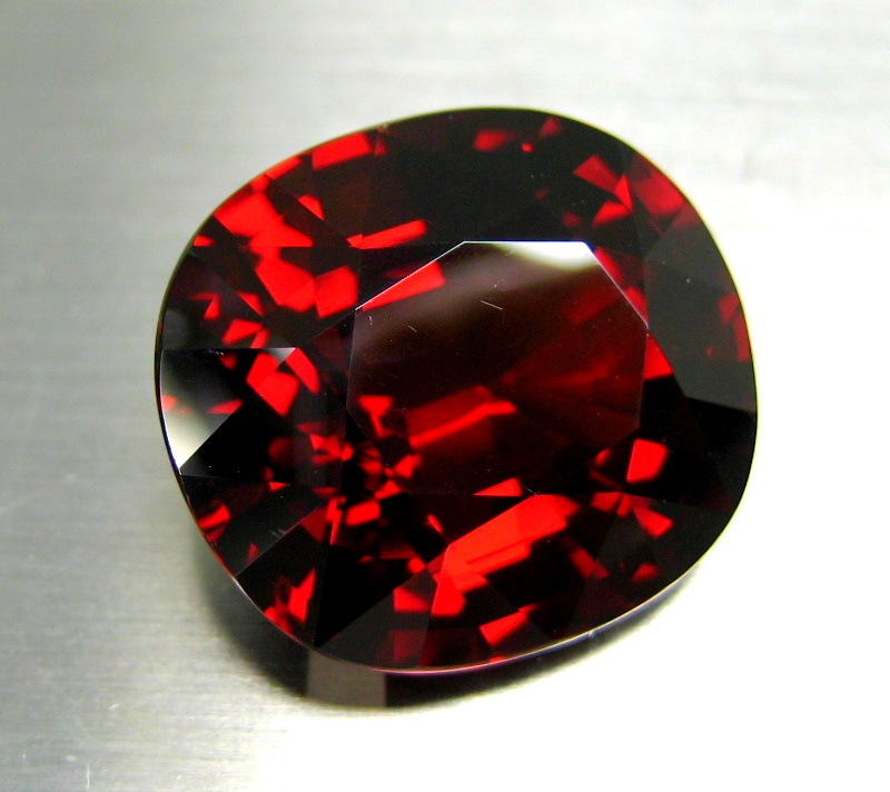 38.12ct 天然スペサルティンガーネット【全宝協・鑑別書付】