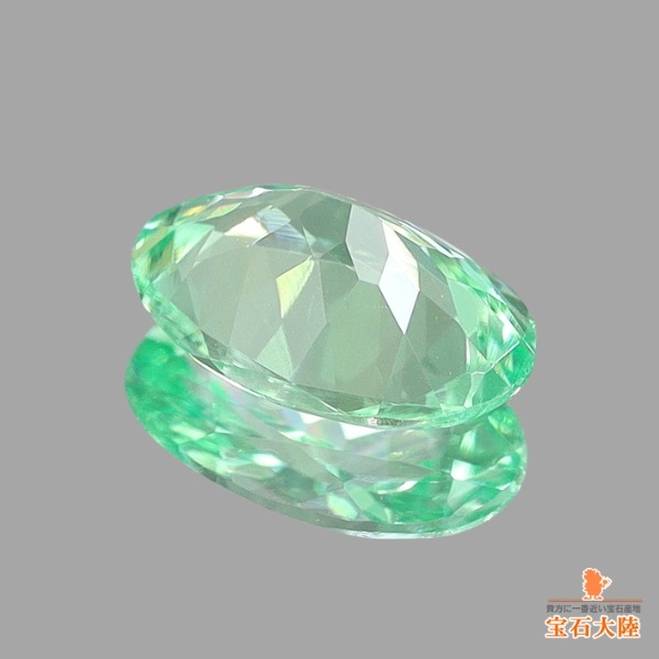 天然ミントガーネット 0.52ct 【メレラニ・UVタイプ】タンザニア