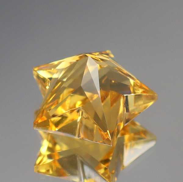 天然シトリン 10mm 【スター】 ワンランクアップの輝き