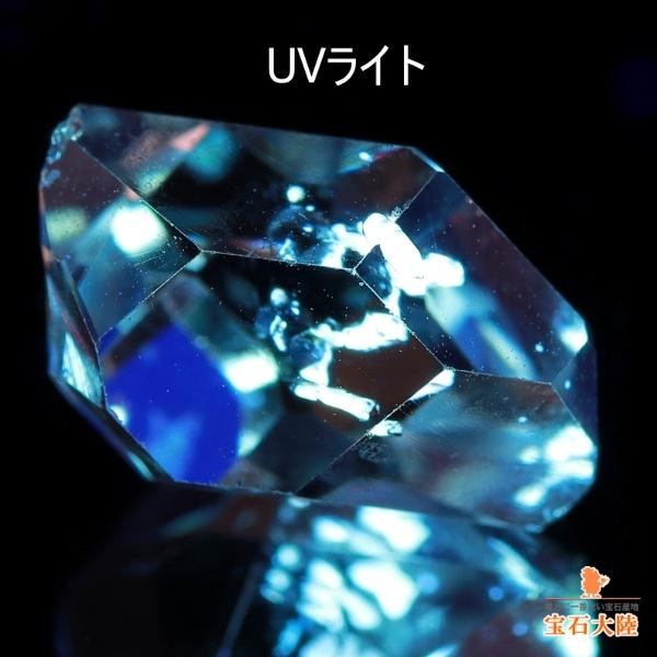 天然オイルインクォーツ 3.88ct 【動く気泡】 ラフ パキスタン