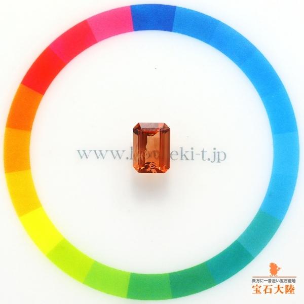 天然アンデシン 1.44ct 【オレンジレッド】 オクタゴンカット