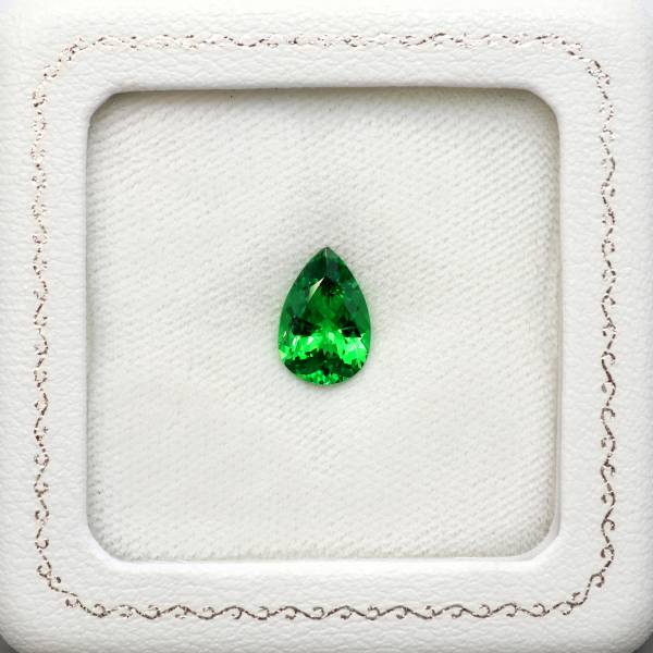 天然ツァボライトガーネット 2.76ct 【Neon Green】 大粒ジェムクラス タンザニア
