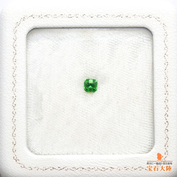 天然ツァボライトガーネット 0.35ct 【アッシャーカット】 タンザニア 