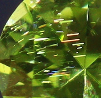 天然ペリドット 0.15ct 【隕石】 パラサイト