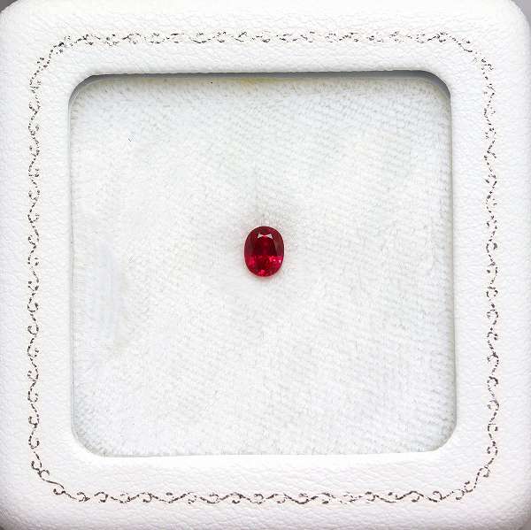 天然ルビー 0.58ct 【Pigeon Blood】 ミャンマー 鑑別付