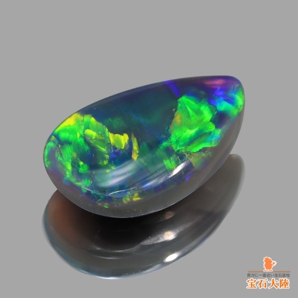 天然ブラックオパール 0.77ct 【グリーン】　大きく動く遊色