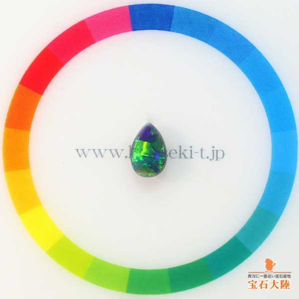 天然ブラックオパール 0.77ct 【グリーン】　大きく動く遊色
