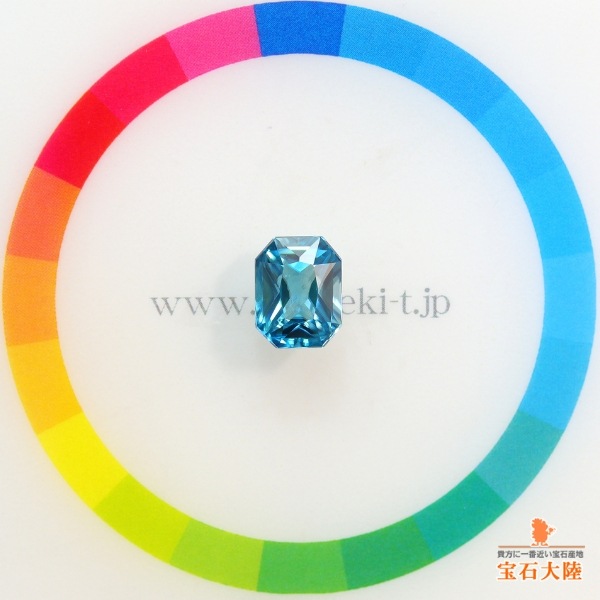 天然ジルコン 3.54ct 【煌めくブルー】美品 カンボジア