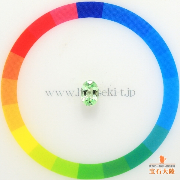 天然ミントガーネット 0.88ct 【爽やかミントグリーン】 メレラニ・UV