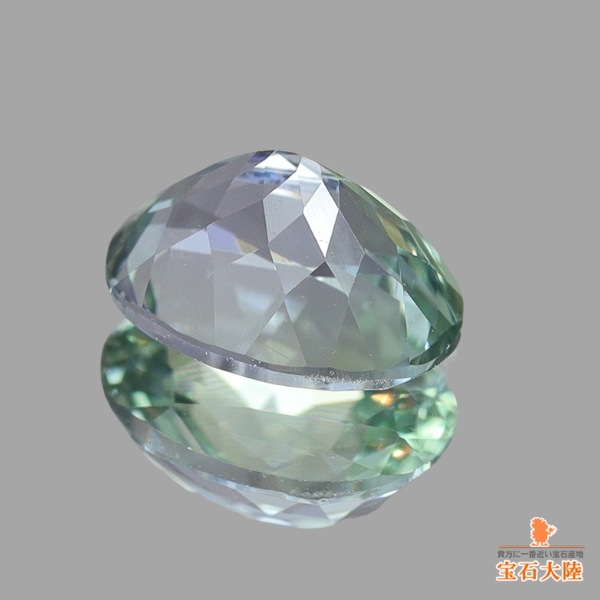 天然ゾイサイト 0.72ct 【グリーンマルチ】 タンザニア