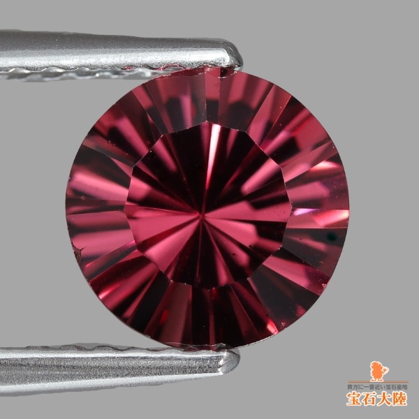 天然ロードライトガーネット 1.56ct 【コンケーブカット】 モザンビーク