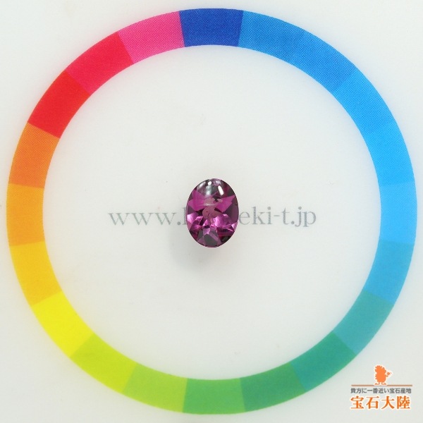 天然アルマンディンガーネット 1.36ct 【インド・Rajasthan】バフトップ