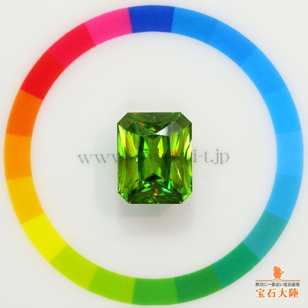 天然スフェーン 11.43ct 【Beautiful Green】 大粒美品 マダガスカル