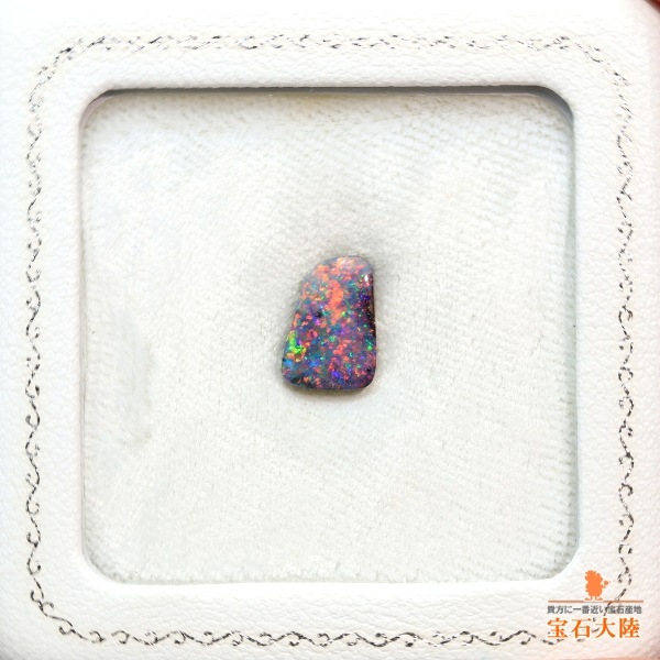 天然ボルダーオパール 2.20ct 【レッド美遊色】 オーストラリア・クルピー産