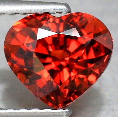 4.48ct/2P天然スペサルティンガーネット【燃え上がるハート】ペア