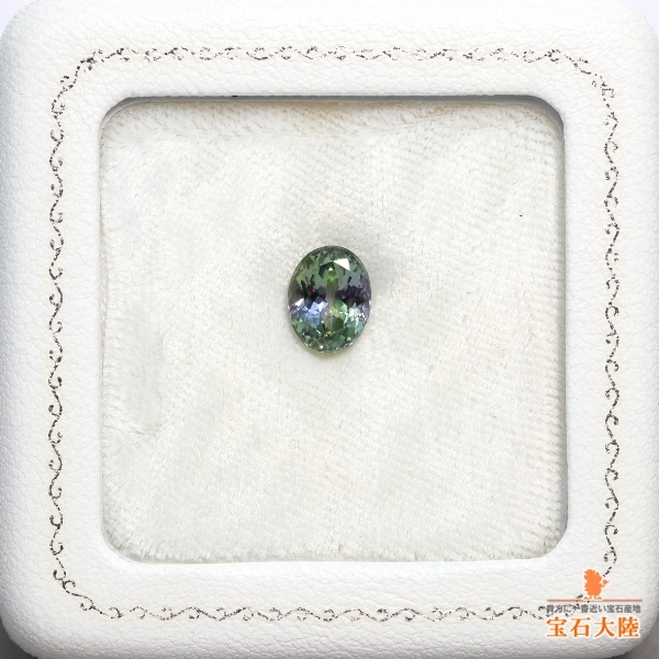 天然ゾイサイト 2.22ct 【マルチカラー】 タンザニア