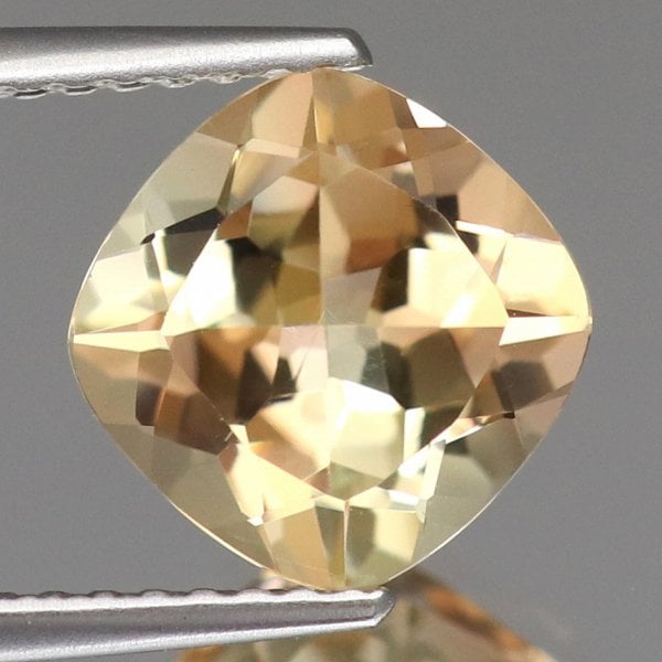 天然トルマリン 2.05ct 【シャンパンカラー】 コンゴ