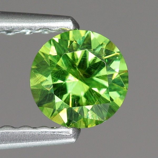 天然石　デマントイドガーネット 特大！4.419ct☆非加熱☆希少☆天然デマントイドガーネット