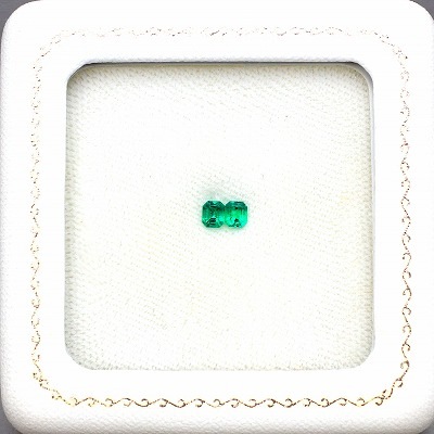 0.27ct/2P天然エメラルド【美濃色】ペア　コロンビア