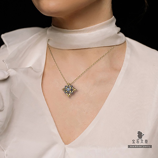 The Orchidea K18YG/Pt900ペンダントトップ GIA鑑定書