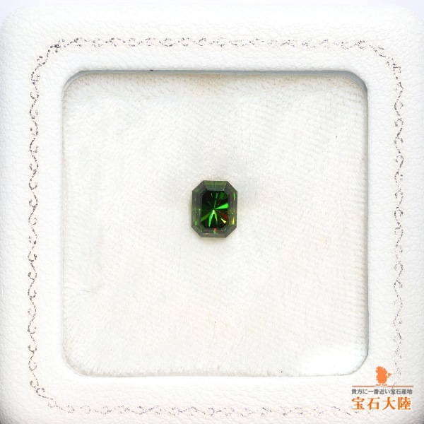 天然スフェーン 1.80ct 【極上グリーン】美品 パキスタン