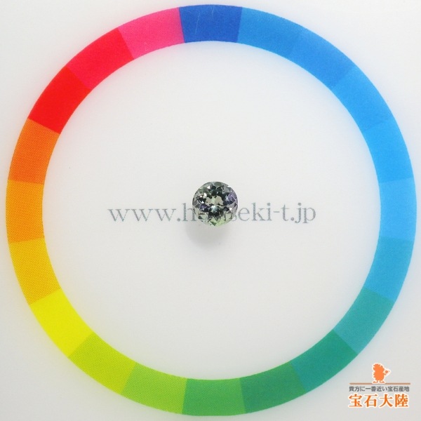 天然ゾイサイト 0.54ct【マルチカラー】タンザニア