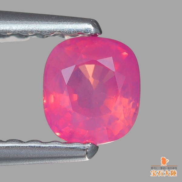 天然ピンクサファイア 0.42ct 【ミルキー・非加熱】ベトナム　