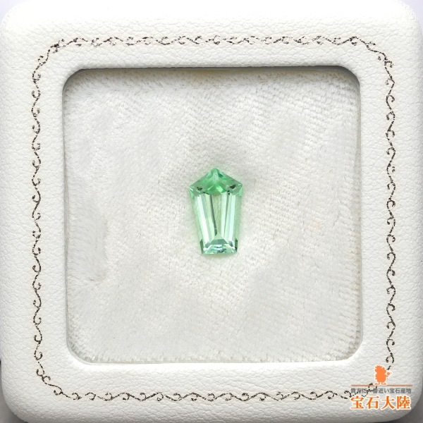 天然石ブルートルマリン 天然ブルートルマリン 0.98ct 【インディゴライト
