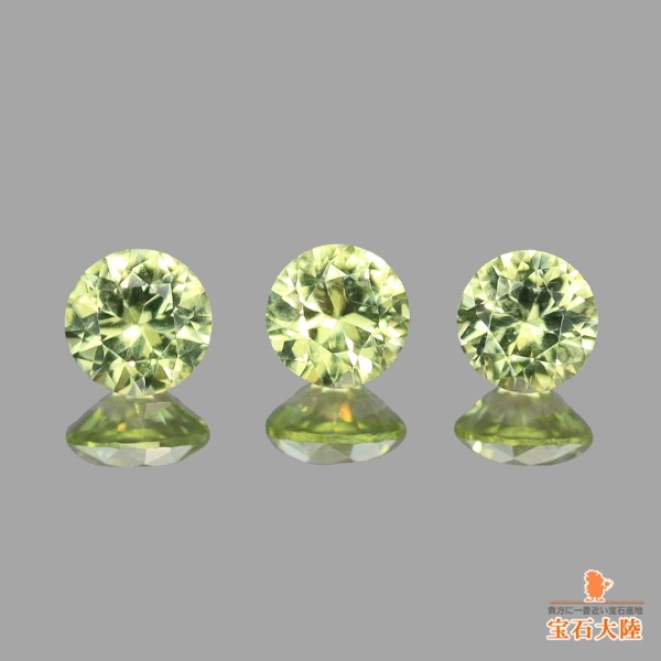 天然ペリドット 0.07ct 【隕石・2.5ｍｍ】 パラサイト 