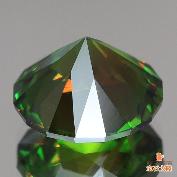天然スフェーン 3.70ct 【極上グリーン】美品 パキスタン 日独鑑別付