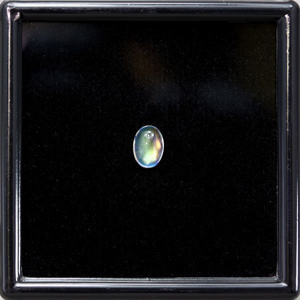 天然アンデシンラブラドライト 0.72ct 【レインボー】 インド