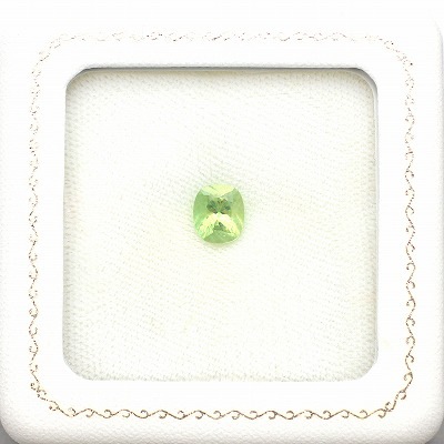 天然バナジウムクリソベリル 1.78ct 【ミント・UV蛍光】 中宝研ソ付