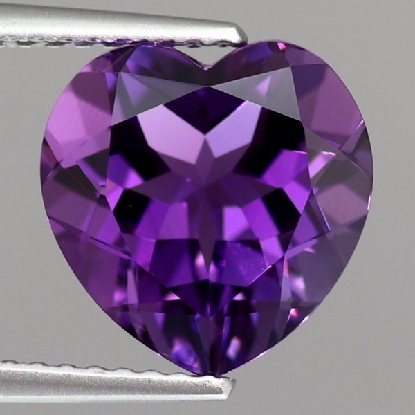 天然アメシスト 10mm 【ハート】ワンランクアップの輝き