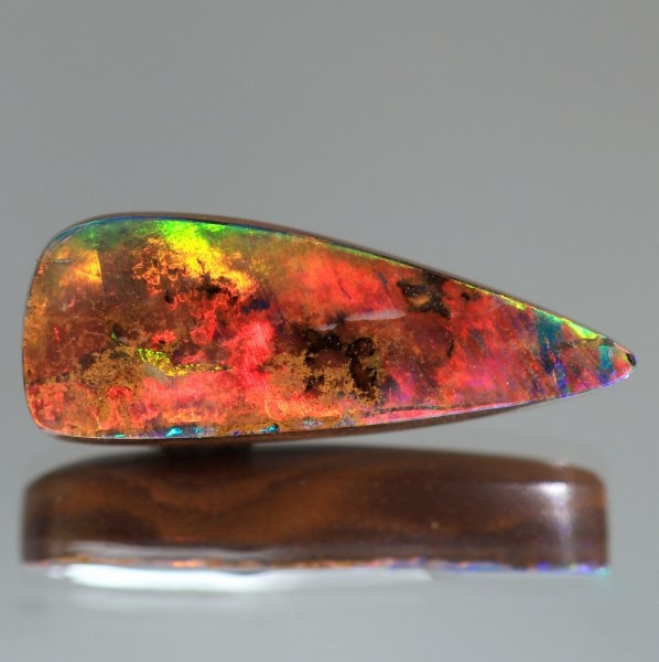 レインボーカラー　天然ボルダーオパール レインボーカラー 天然ボルダーオパール オパール（ボルダー）