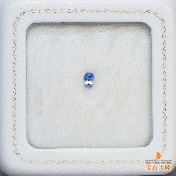 天然ベニトアイト 0.30ct 【煌めくブルーバイカラー】