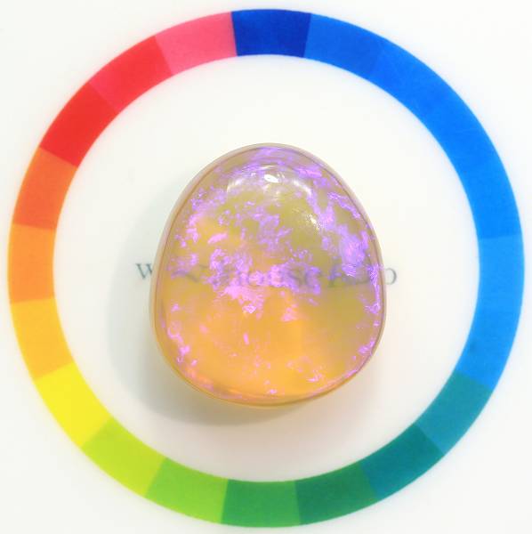 天然オパール 36.66ct 【大粒パープル遊色】 独創的