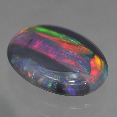 1.99ct天然ブラックオパール【レッド遊色】