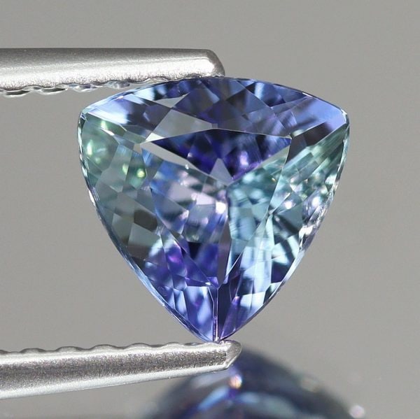 天然石ゾイサイト 天然ゾイサイト 0.84ct 【トリリアント】 バイカラー