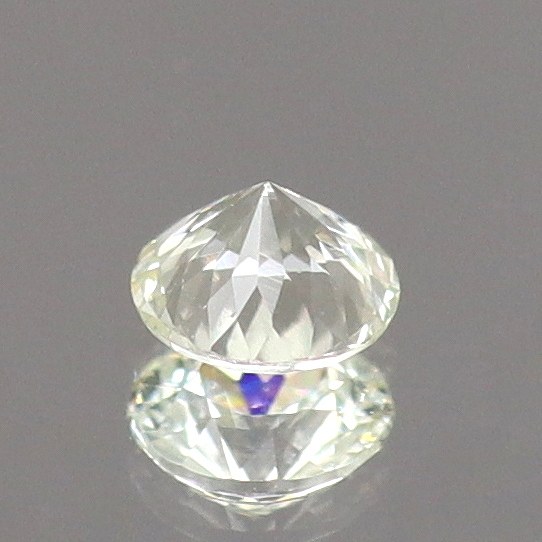 天然グロッシュラーガーネット 0.13ct 【ホワイト・UV】 タンザニア