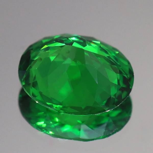 天然ツァボライトガーネット 0.86ct 【ネオングリーン】 高品質