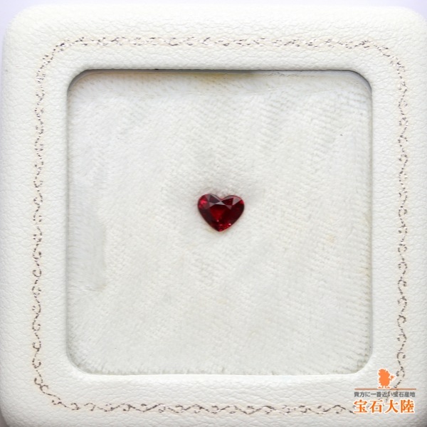 天然ルビー 0.68ct 【美濃色】 ハート モザンビーク
