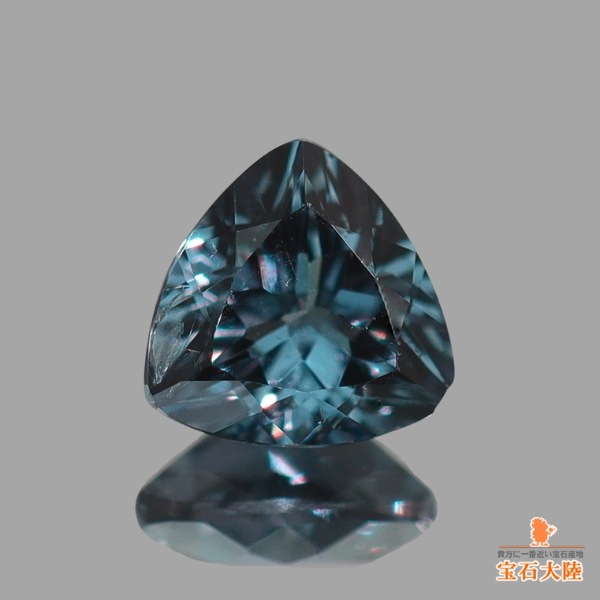 天然カラーチェンジガーネット 0.17ct 【訳あり品】アレキタイプ　ベキリー 