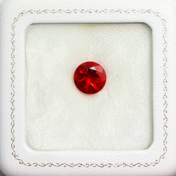 天然アンデシン 2.78ct 【美色レッド】 10mmラウンド