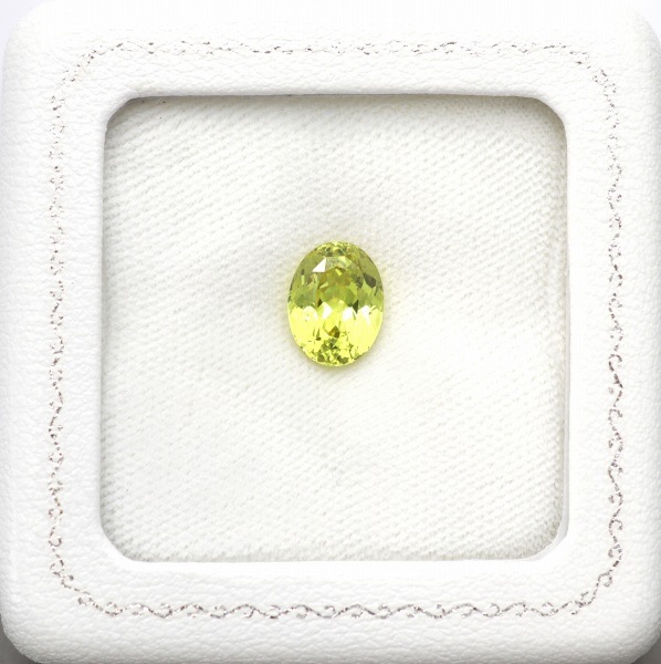 天然クリソベリル 4.19ct 【IFクラス・イエロー】
