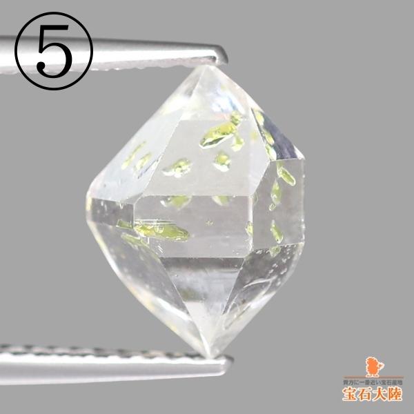 天然オイルインクォーツ  【動く気泡】　◇セレクト ラフ　パキスタン