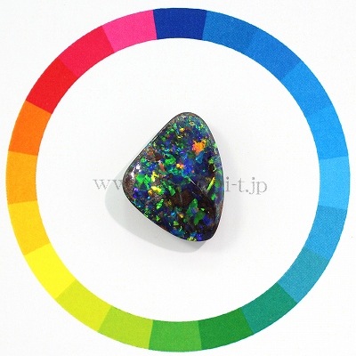 天然ボルダーオパール 7.98ct【ギャラクシー】ダッククリーク産