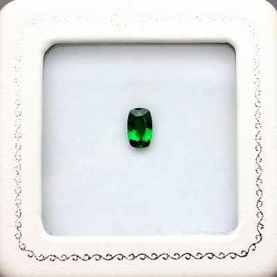 1.01ct天然ツァボライトガーネット【ジェムクラス】ケニア